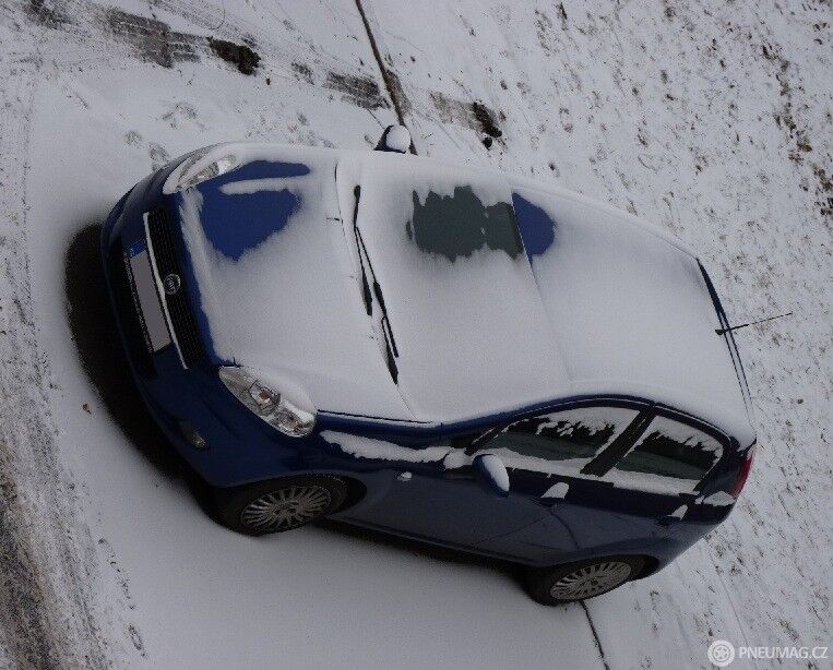 Přemýšlíte, jaké pneumatiky obout na zimu? Sledujte nezávislé testy. Foto: Martin Singr