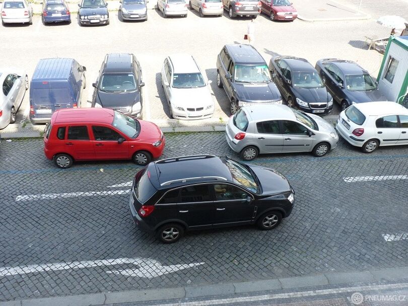 Jaké obutí pro „velká auta“ bude letos to nejlepší? Test Autoklubu ČR napoví… Foto: Martin Singr